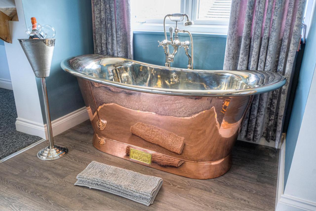 فيلا The Rockpool - Private Hot Tub And Sea Views آمبل المظهر الخارجي الصورة